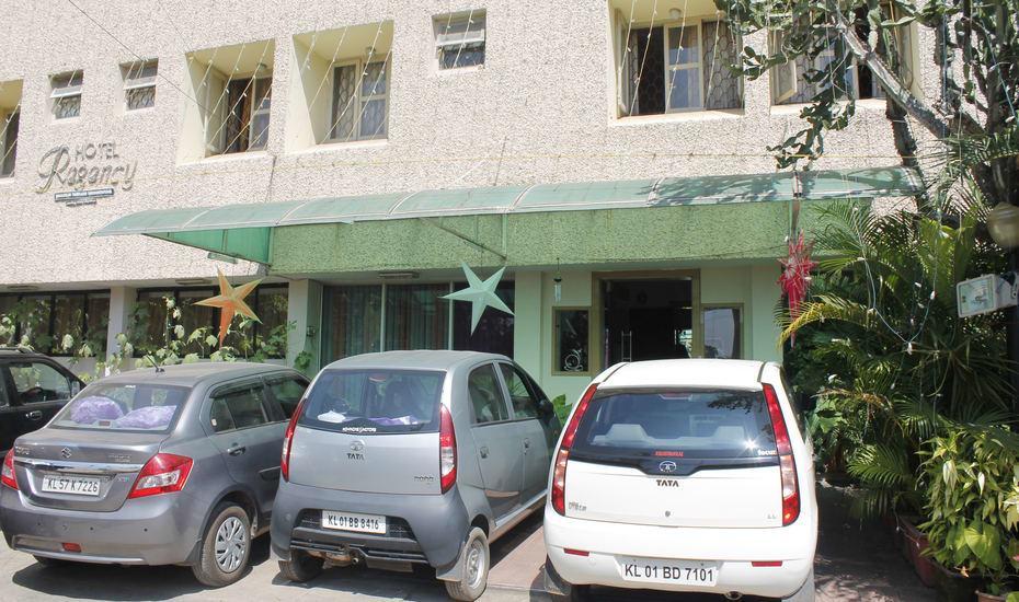 Hotel Regency Thiruvananthapuram Extérieur photo