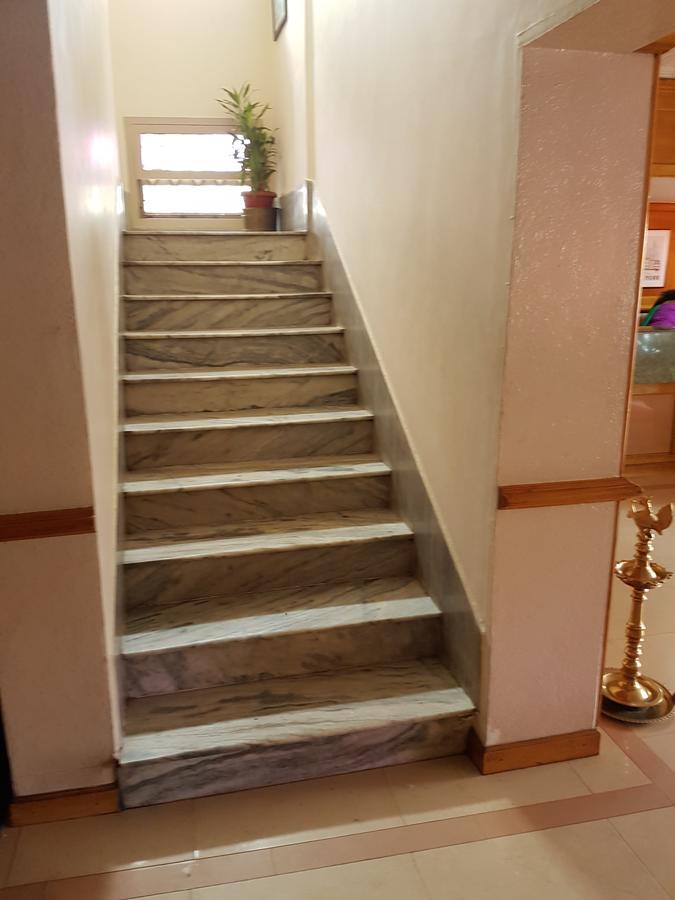 Hotel Regency Thiruvananthapuram Extérieur photo