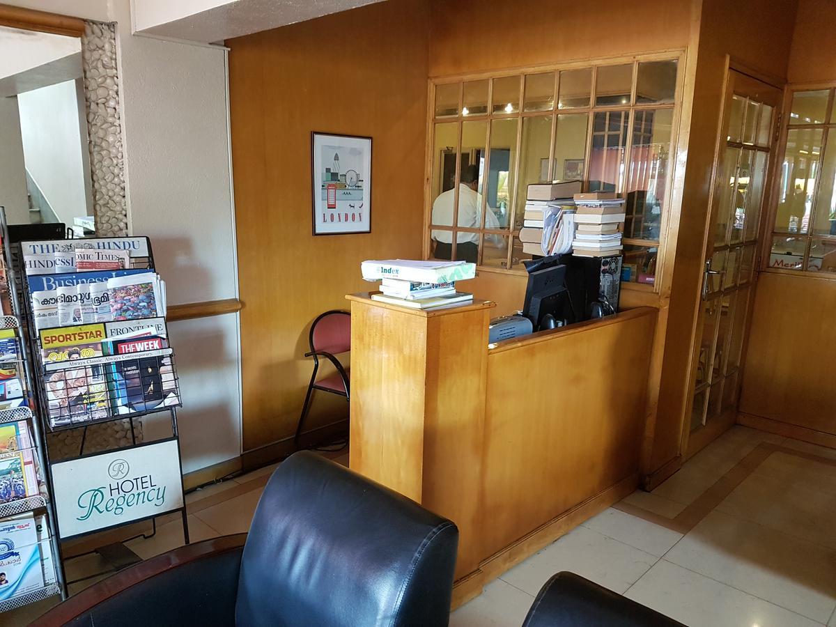 Hotel Regency Thiruvananthapuram Extérieur photo